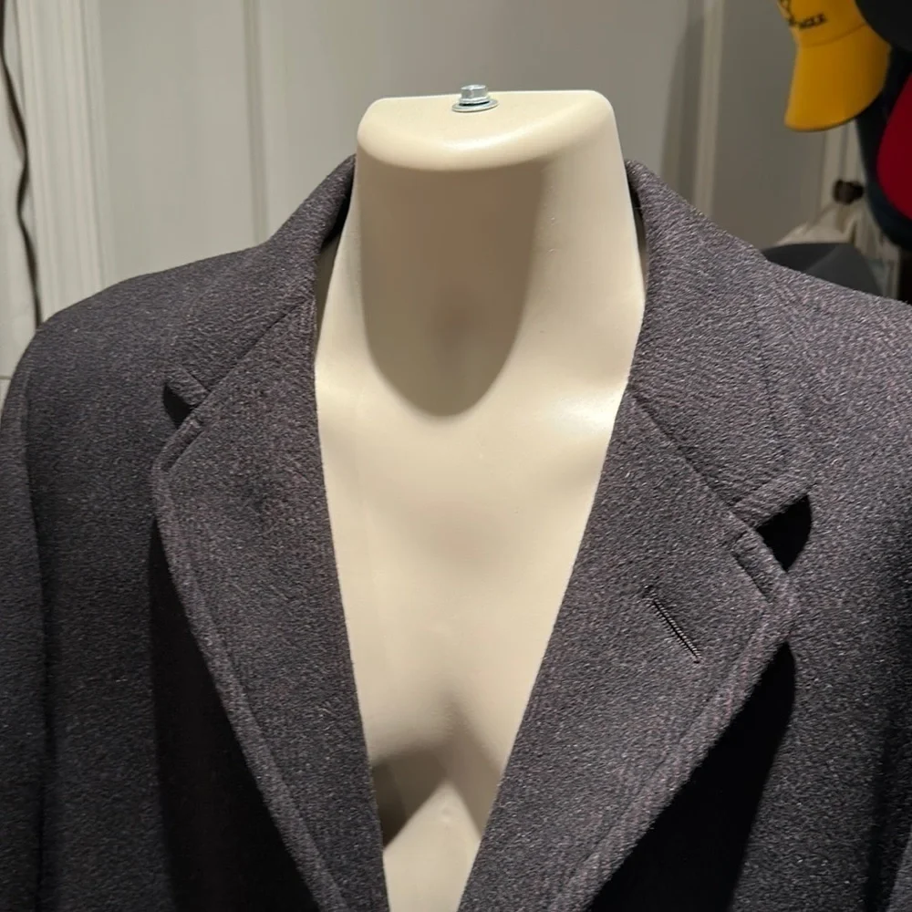 Italian Import Winter Over Coat. - Picture 2 of 16